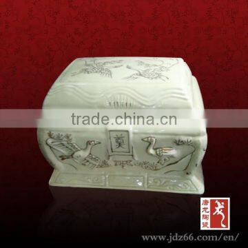 Modern design high quality ivory glazed cheap cremation urns for funeral
