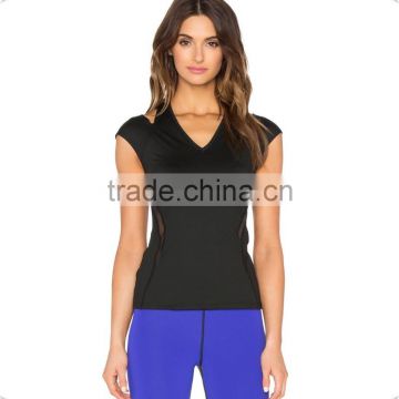 modern stylish slim fit sexy design women's yoga fitness performance dry fit gym t shirts with mesh lining panel wholesale