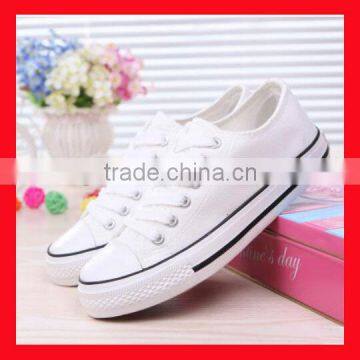 cheap white running shoe woman canvas shoe slip on fashion