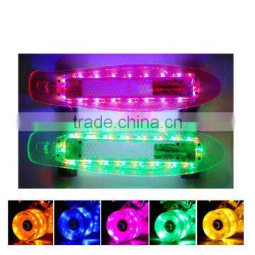 Fashionable 22 inch plastic retro led cruiser skateboard