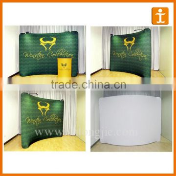 Magnetic trade show display/display trade show