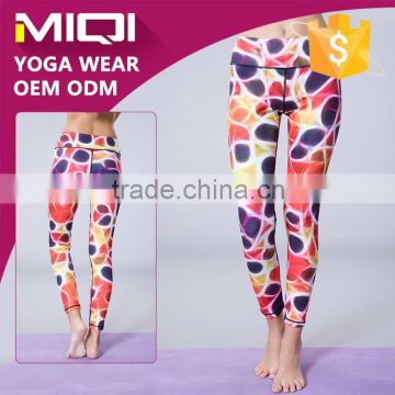 Wholesale gym wear made of spandex and nylon fabric sports sublimated pants