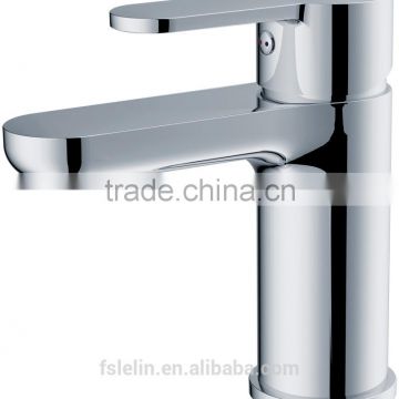 Brass faucet &basin faucet mixer tap &single handle faucet tap GL-18009