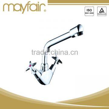 Attractive chrome plated flexible kitchen faucet