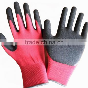 Latex dipped gloves with 13 gauge seamless knitting shell