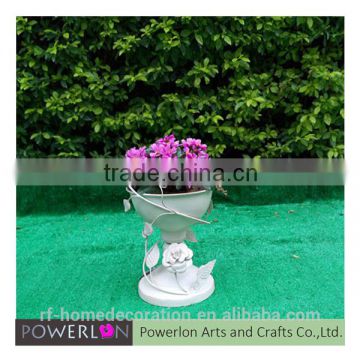 Retro wrought iron flower vase stand