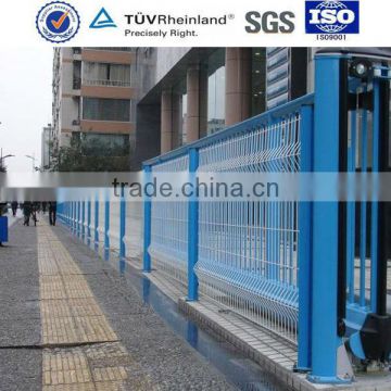 beatiful color curvy wire mesh fence welded wire fence metal wire fencing