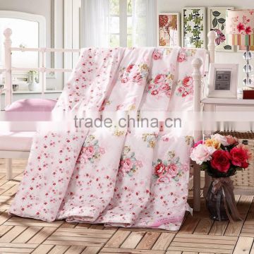 Luxury cheap handmade patchwork floral design pure Silk or down comforter/quilt for baby