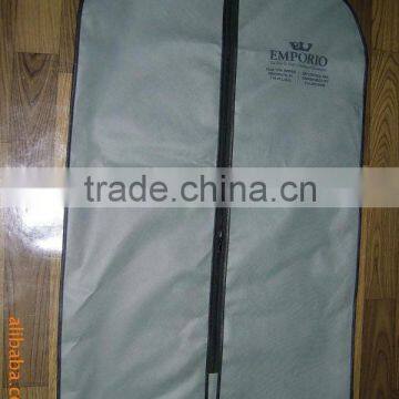 Customize manufacture zipper closed non woven suit cover