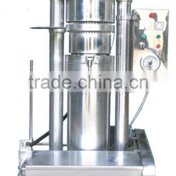 Finely processed hydraulic oil expeller