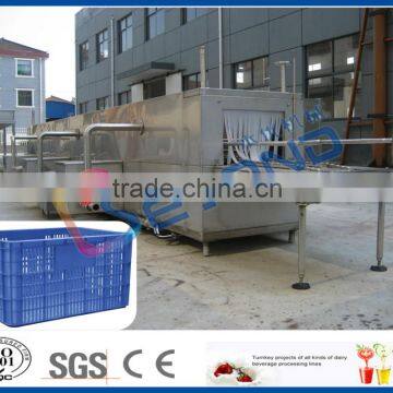 Steam plastic crate washer