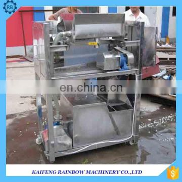 Industrial Made in China Blueberry Wash Machine sprayer fruit washing machine Peach/strawberry/ Tomato/grape washing machine