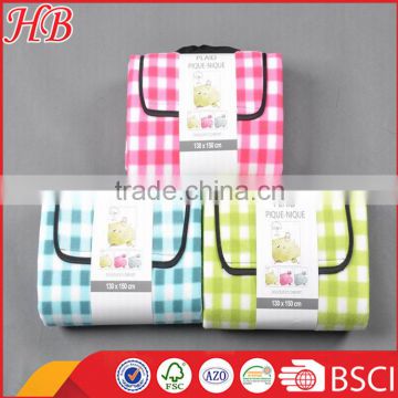 Rolling package outdoor plaid polyester mnaterial outdoor playing mat