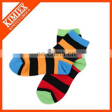 Wholesale sport custom young boy tube socks