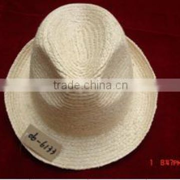 Panama hats with low-key simple design