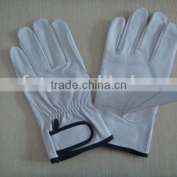 White Goat Grain Leather Driver Glove with CE approval ZM111-G
