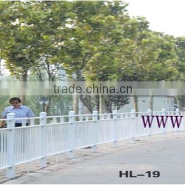 HL-19 Alibaba china cheap price strong road safty barrier