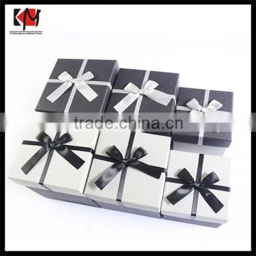 Customized Different Size Christmas Gift Box Wholesale Gift Box Packaging