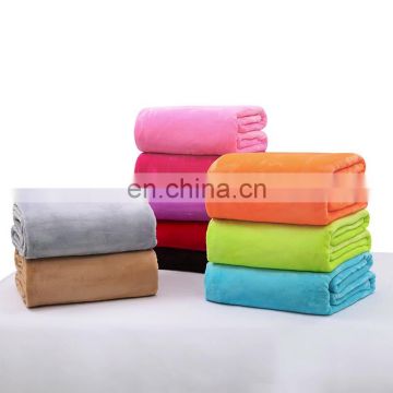 wholesale price cheap soft fleece flannel minky solid color sofa beach thick traveling airplane blanket for adult