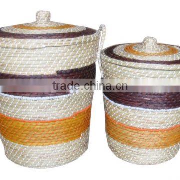 Home wicker laundry basket made in Vietnam