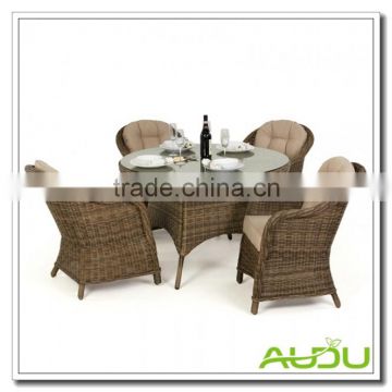 Audu Round Wicker table and chair resturant