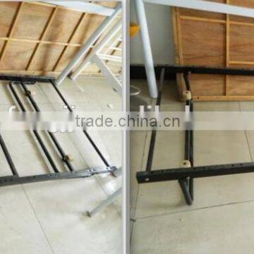 trundle with wooden slat bed frame