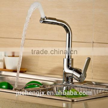 New design kitchen faucet
