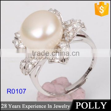 2015 Promotion latest fashion flower pearl ring designs for women