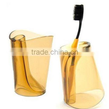 Toothbrush holder and cup suit/hotel toothbrush set