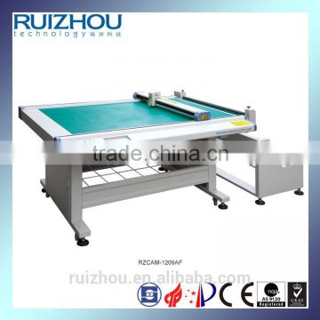 Automatic Feeding System Table for Pattern Making in Footwear