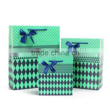 China manufacturer bule printed fashion gift paper bag