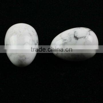 SL72504 Natural howlite carved stone egg