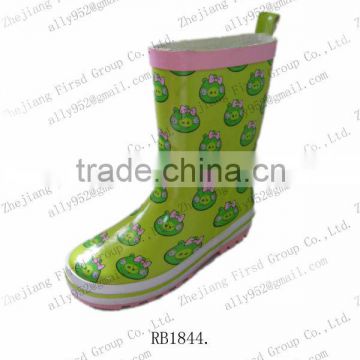 2013 kids' green rubber rain boots with cute pattern