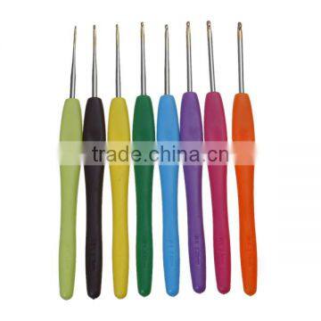 Hot Sale At Random 13.5cm Plastic Aluminum Crochet Hooks