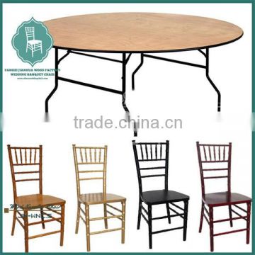 Outdoor banquet wooden folding dining table and chiavari chair