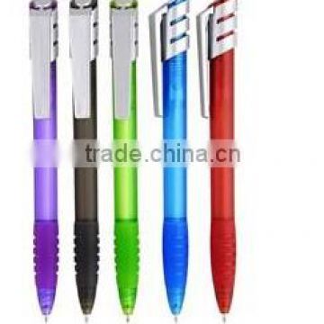 2014 New Design Plastic Pen
