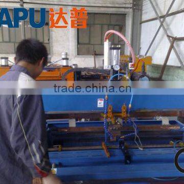 Serrated steel grating welding machine