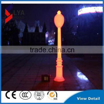 PE Material LED Solar Pillar Light for Main Gate, Street, Hotel