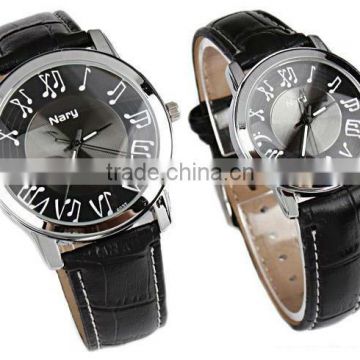 New arrival fashion leather belt cute couple watch with label