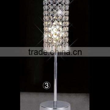 Modern Round Living Room Desk Lamp Metal Body With Crystal Lampshade Bedroom Table Lamp