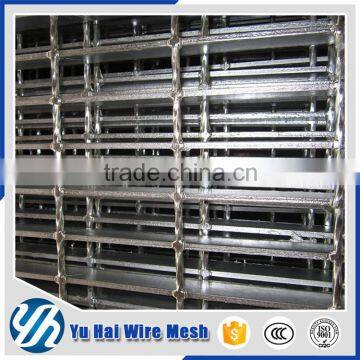2016 hot sale hot dipped heavy-duty galvanized steel gratings price
