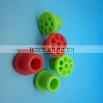 Wholesale eco-friendly soft personalized fun silicone rubber stoppers plug