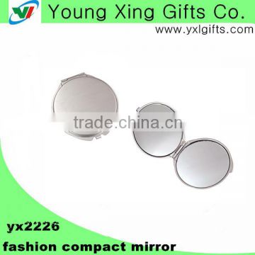 Simple aluminum round compact mirror