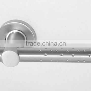 Hot sale Stainless steel solid door handles and locks in Dubai for metal doors                        
                                                Quality Choice