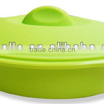 Microwave and oven safe silicone steamer
