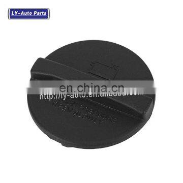 Car Engine Coolant Tank Radiator Piston Cover Plastic Black OEM 9065010015 For Sprinter Viano Vito Mixto Mercedes 2500