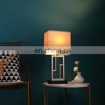 Good choose cheap custom iron fancy luxury table lamp for hotel bedside