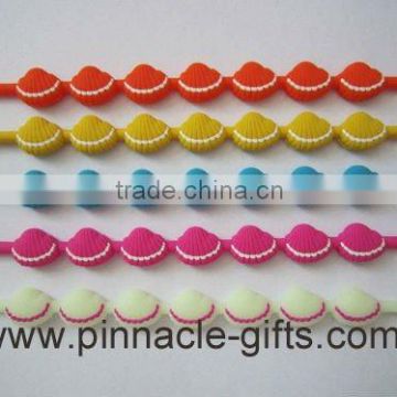 soft pvc 3D shell shape wristbands