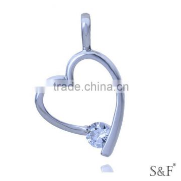 q8881430 Simple Design Love Heart Single Stone Pendant