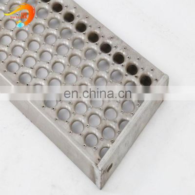 Chinese Supplier Anti-skid convex round holes dimpled hole perforated sheet metal